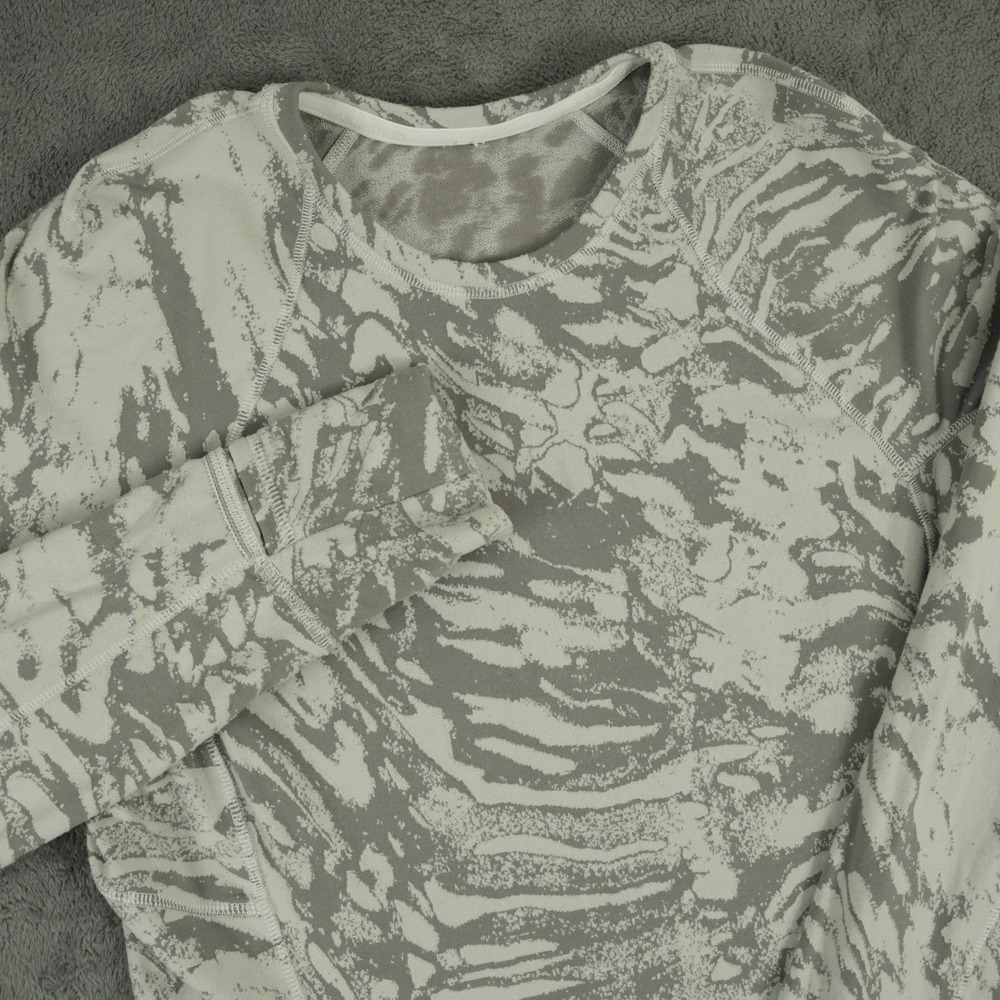 Lululemon Its Rulu Run Long Sleeve Shirt Womens Size 8 Grey White Jacquard Camo
